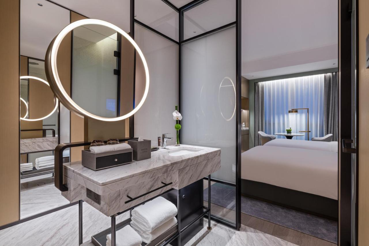Novotel Caohejing Hotel